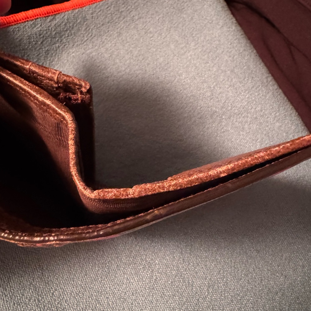 Gucci Tiger Pattern Bifold Wallet - Picture 11 of 11